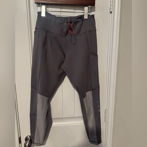 Nike Gray Jogger Sweatpants with Tapered Design
